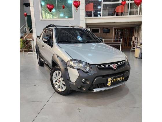 FIAT STRADA 1.8 MPI ADVENTURE CD 16V FLEX 3P MANUAL FIAT STRADA 1.8 MPI ADVENTURE CD 16V FLEX 3P MANUAL